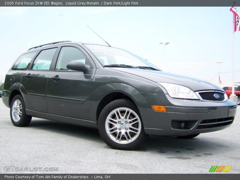 Liquid Grey Metallic / Dark Flint/Light Flint 2005 Ford Focus ZXW SES Wagon