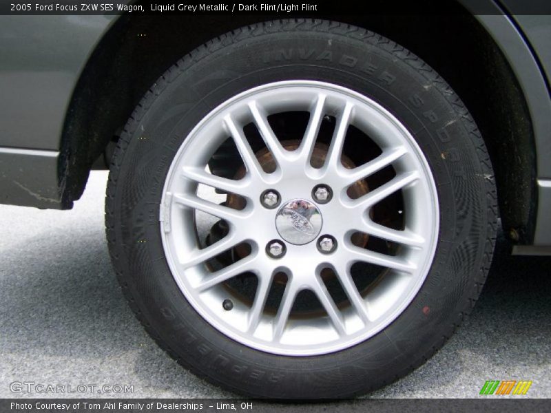 Liquid Grey Metallic / Dark Flint/Light Flint 2005 Ford Focus ZXW SES Wagon