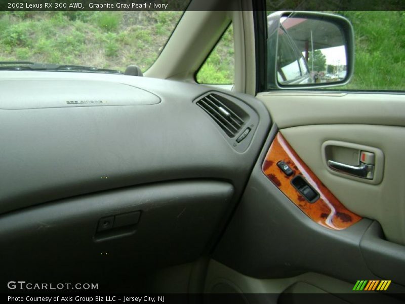 Graphite Gray Pearl / Ivory 2002 Lexus RX 300 AWD