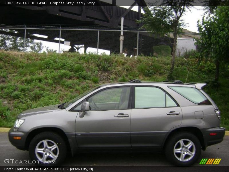 Graphite Gray Pearl / Ivory 2002 Lexus RX 300 AWD