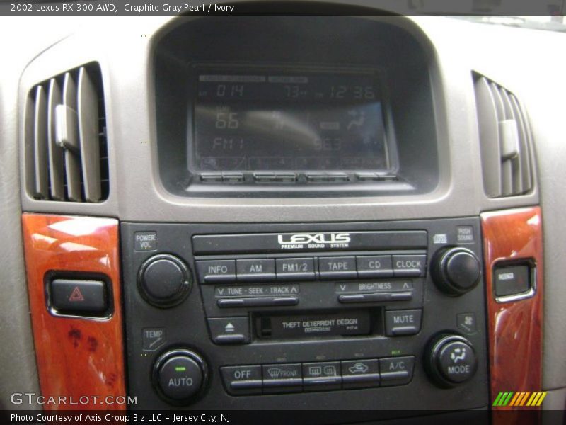 Graphite Gray Pearl / Ivory 2002 Lexus RX 300 AWD