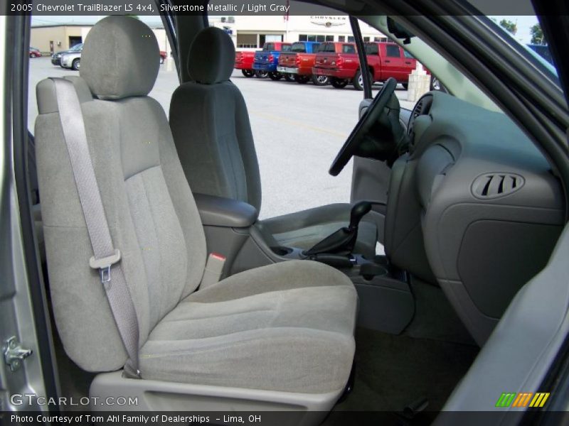Silverstone Metallic / Light Gray 2005 Chevrolet TrailBlazer LS 4x4