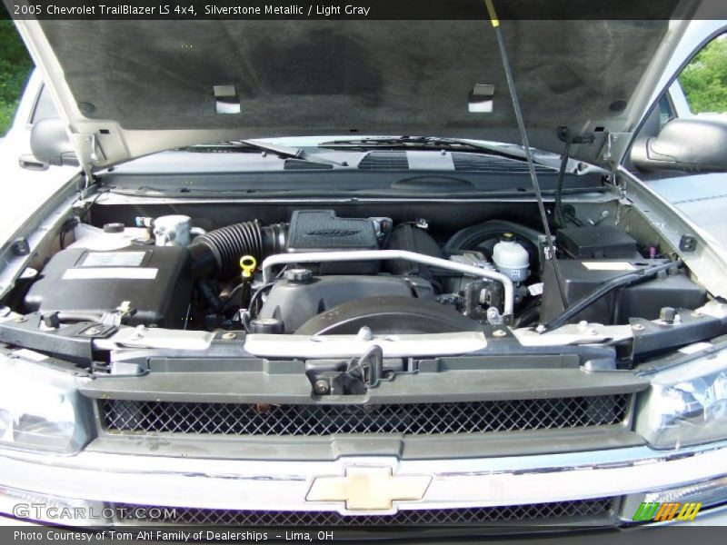 Silverstone Metallic / Light Gray 2005 Chevrolet TrailBlazer LS 4x4