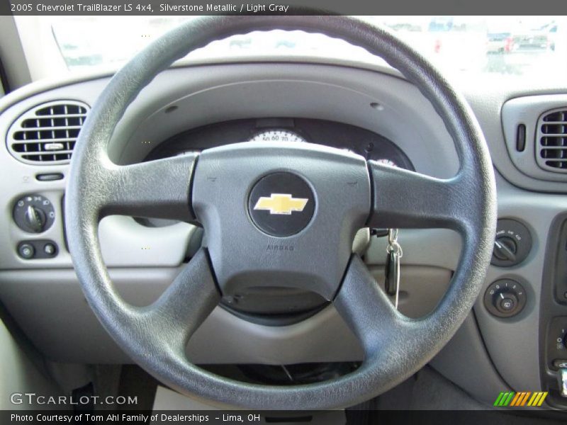 Silverstone Metallic / Light Gray 2005 Chevrolet TrailBlazer LS 4x4