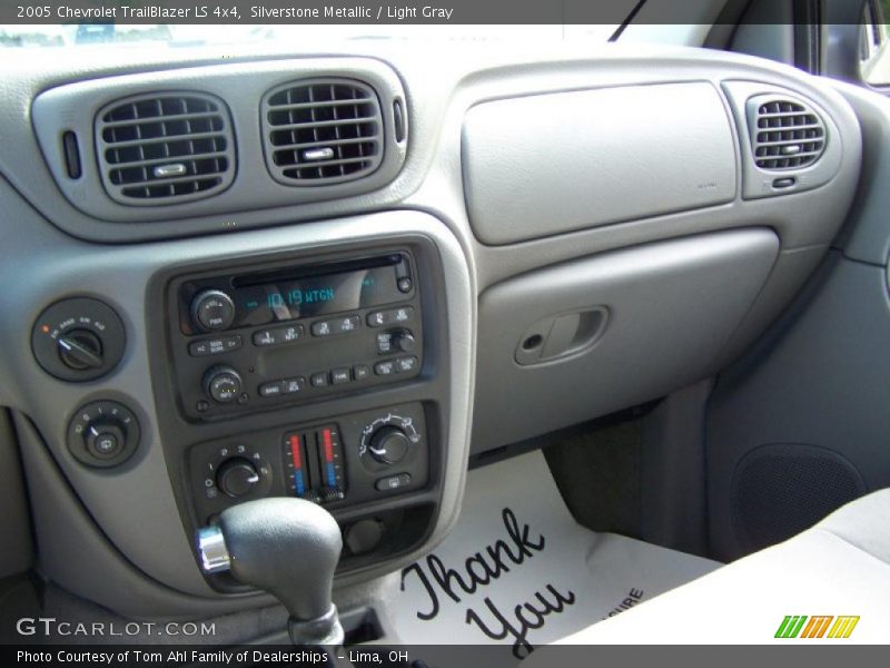 Silverstone Metallic / Light Gray 2005 Chevrolet TrailBlazer LS 4x4