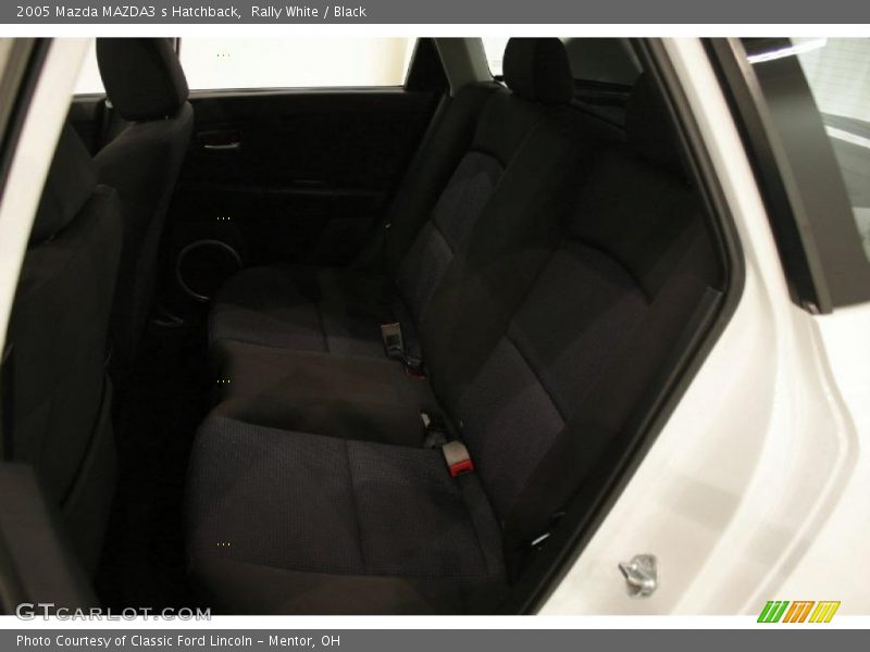 Rally White / Black 2005 Mazda MAZDA3 s Hatchback