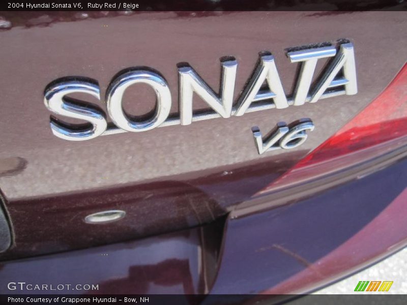 Ruby Red / Beige 2004 Hyundai Sonata V6