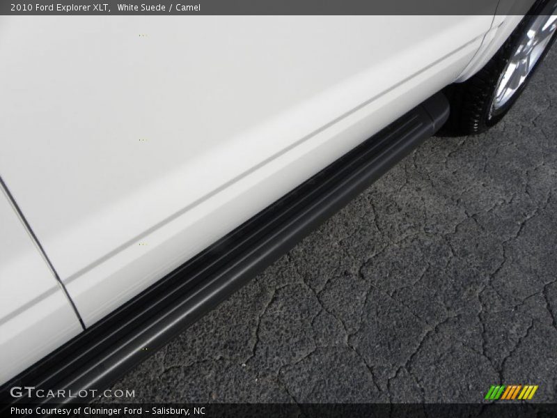 White Suede / Camel 2010 Ford Explorer XLT