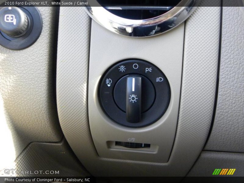 White Suede / Camel 2010 Ford Explorer XLT
