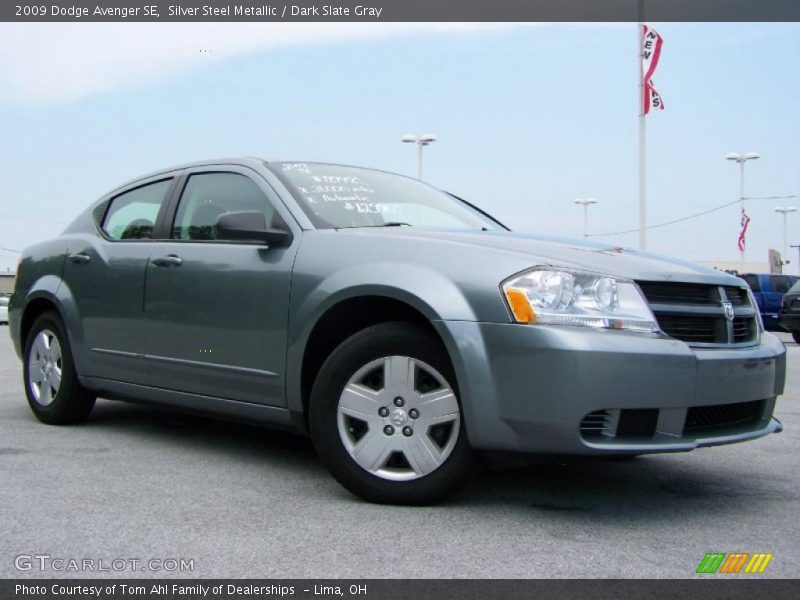 Silver Steel Metallic / Dark Slate Gray 2009 Dodge Avenger SE