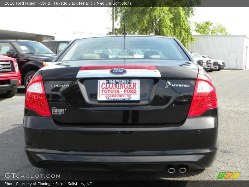Tuxedo Black Metallic / Medium Light Stone 2010 Ford Fusion Hybrid