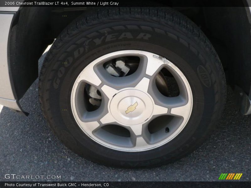 Summit White / Light Gray 2006 Chevrolet TrailBlazer LT 4x4