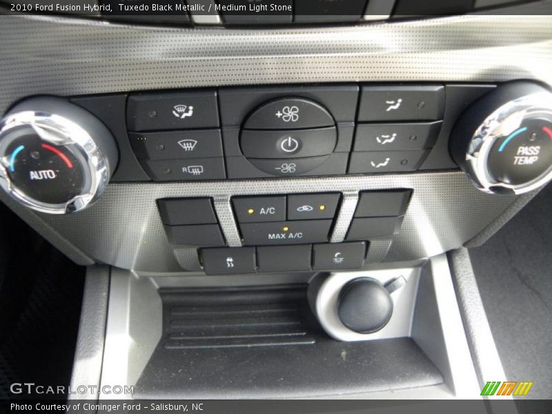 Tuxedo Black Metallic / Medium Light Stone 2010 Ford Fusion Hybrid