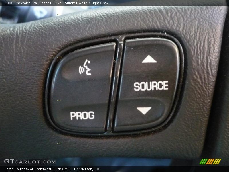 Summit White / Light Gray 2006 Chevrolet TrailBlazer LT 4x4