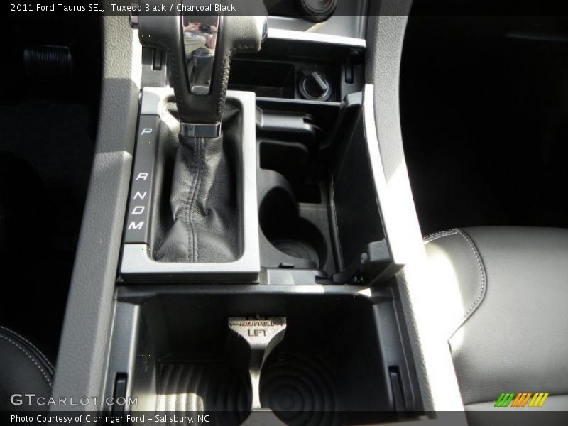 Tuxedo Black / Charcoal Black 2011 Ford Taurus SEL