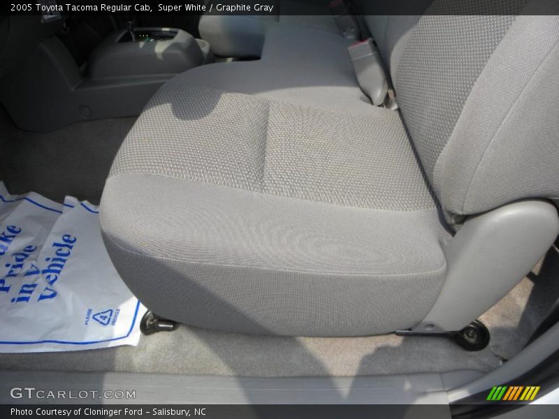 Super White / Graphite Gray 2005 Toyota Tacoma Regular Cab