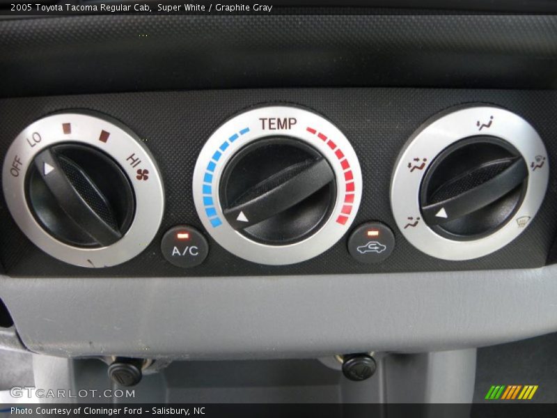 Super White / Graphite Gray 2005 Toyota Tacoma Regular Cab