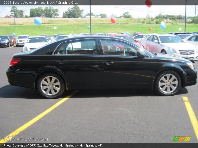Black / Graphite Gray 2005 Toyota Avalon Limited