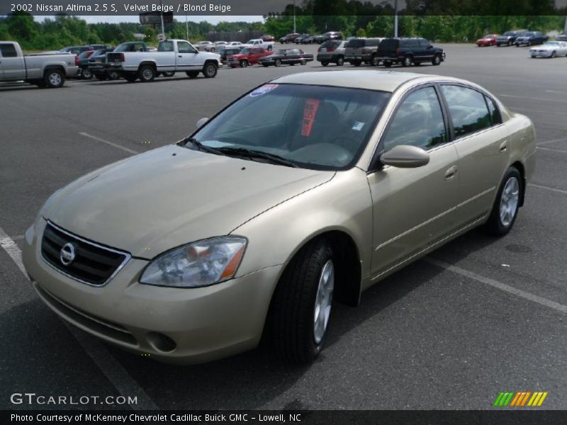 Velvet Beige / Blond Beige 2002 Nissan Altima 2.5 S