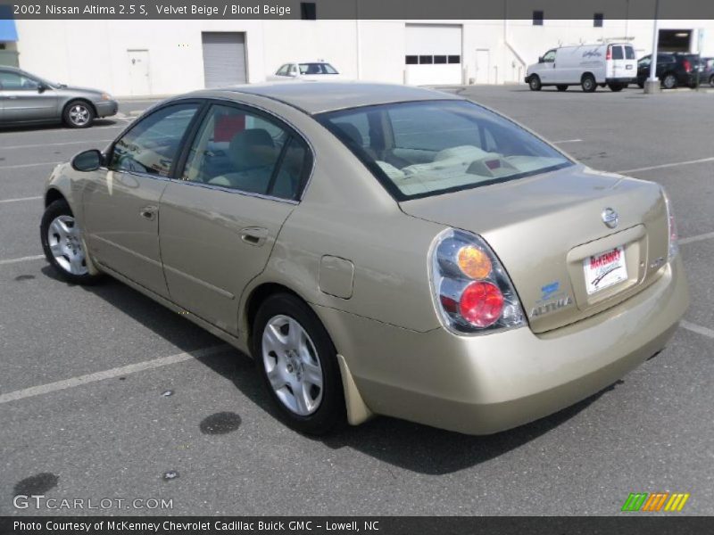 Velvet Beige / Blond Beige 2002 Nissan Altima 2.5 S
