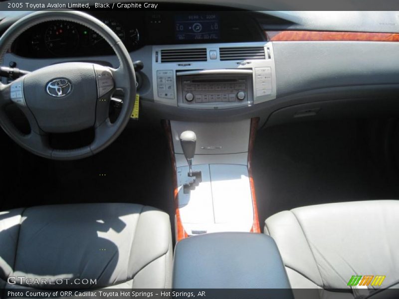 Black / Graphite Gray 2005 Toyota Avalon Limited
