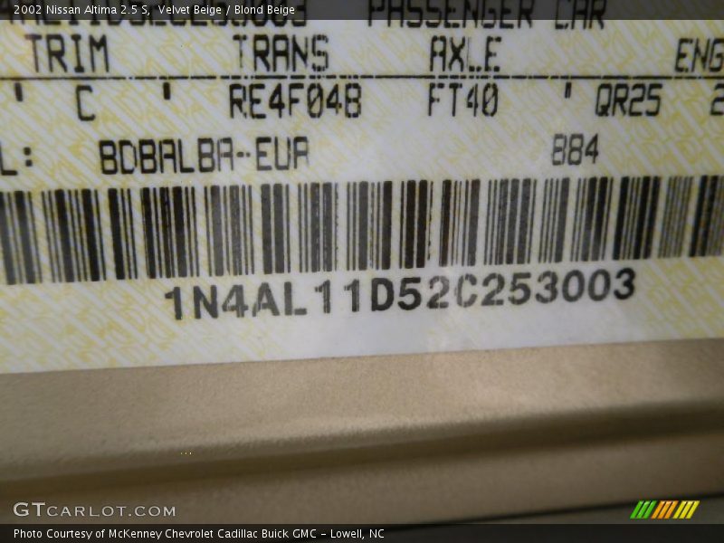 Velvet Beige / Blond Beige 2002 Nissan Altima 2.5 S