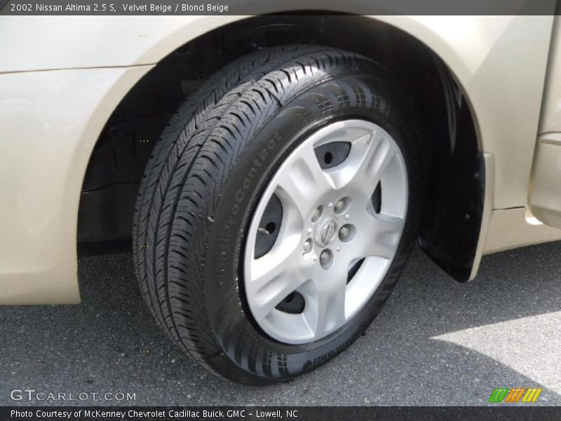 Velvet Beige / Blond Beige 2002 Nissan Altima 2.5 S