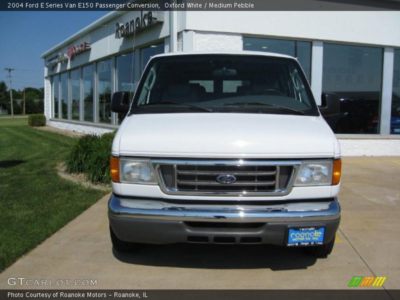 Oxford White / Medium Pebble 2004 Ford E Series Van E150 Passenger Conversion