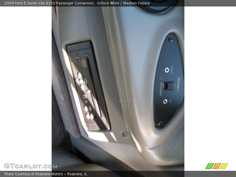 Oxford White / Medium Pebble 2004 Ford E Series Van E150 Passenger Conversion