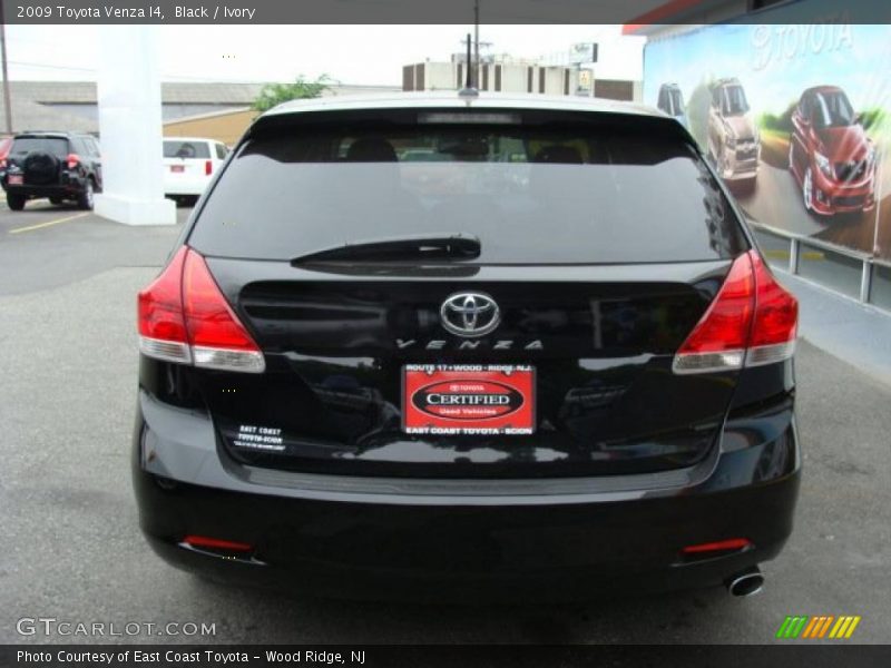Black / Ivory 2009 Toyota Venza I4