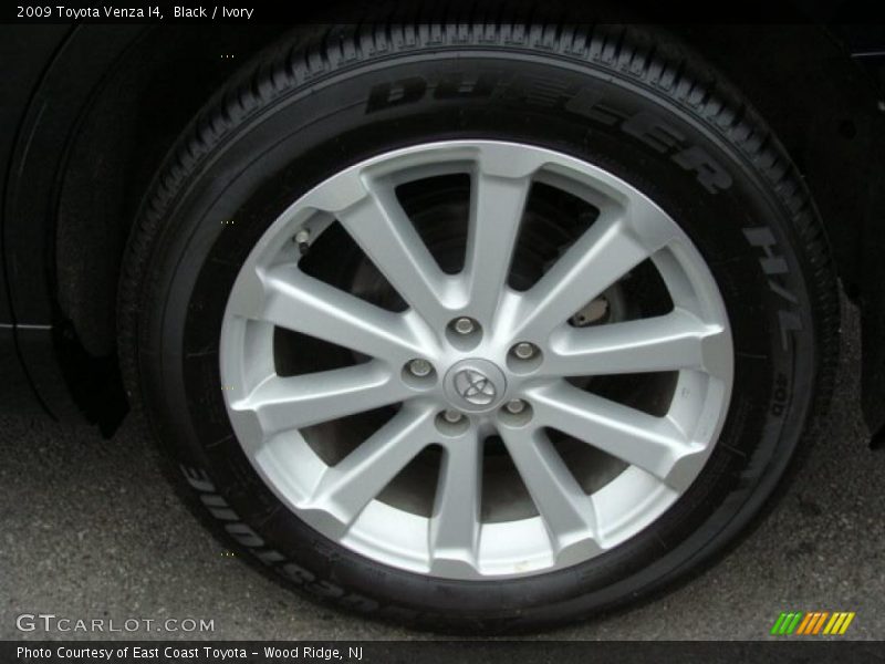 Black / Ivory 2009 Toyota Venza I4