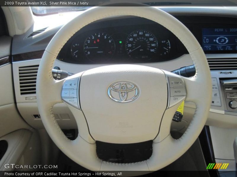Silver Pine Mica / Ivory 2009 Toyota Avalon XLS