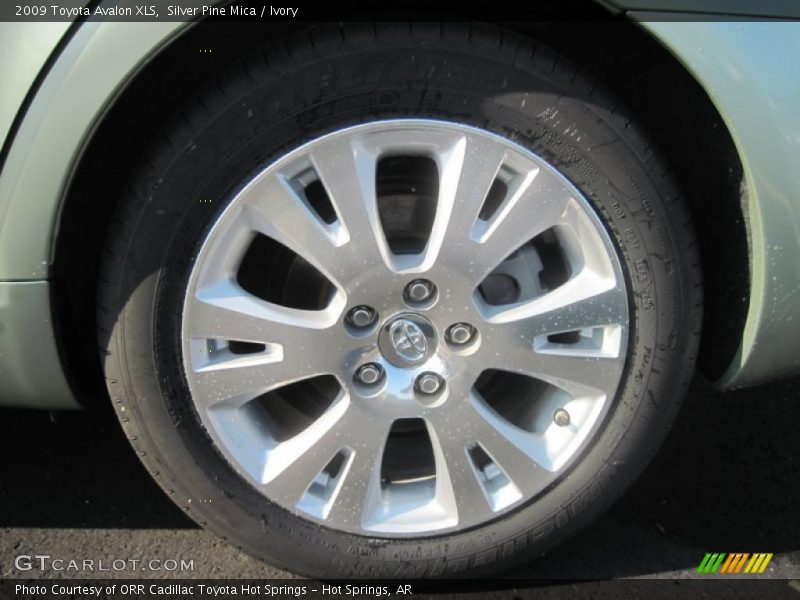 Silver Pine Mica / Ivory 2009 Toyota Avalon XLS