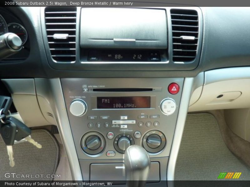 Deep Bronze Metallic / Warm Ivory 2008 Subaru Outback 2.5i Wagon