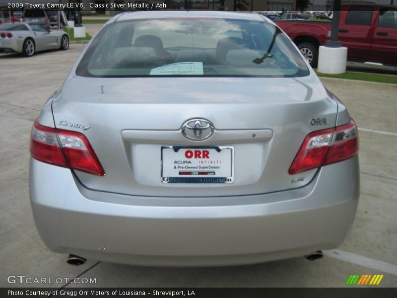 Classic Silver Metallic / Ash 2009 Toyota Camry LE V6