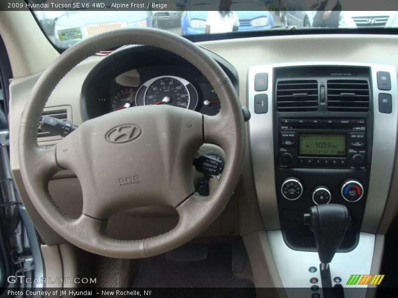 Alpine Frost / Beige 2009 Hyundai Tucson SE V6 4WD