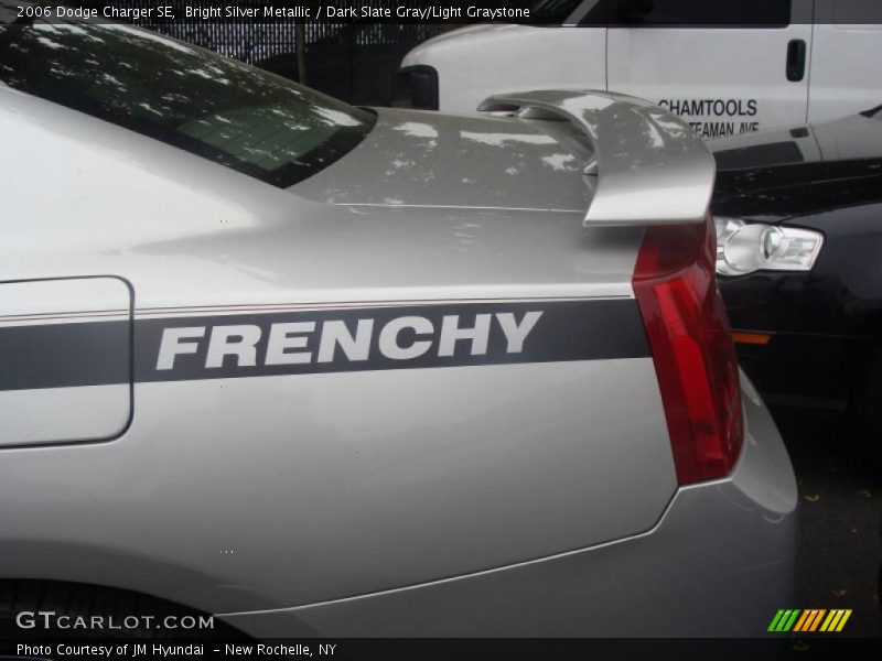 Bright Silver Metallic / Dark Slate Gray/Light Graystone 2006 Dodge Charger SE