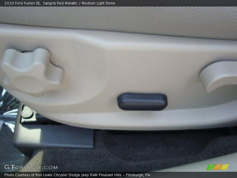 Sangria Red Metallic / Medium Light Stone 2010 Ford Fusion SE