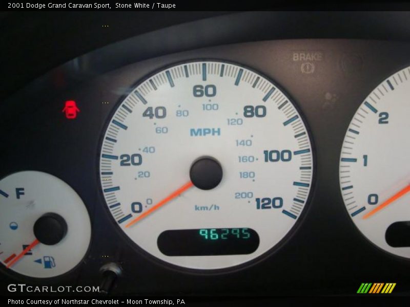 Stone White / Taupe 2001 Dodge Grand Caravan Sport