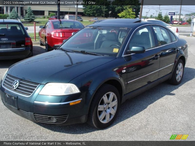 Pine Green Metallic / Gray 2001 Volkswagen Passat GLX Sedan