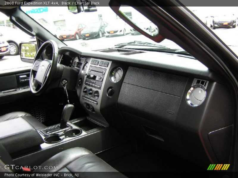 Black / Charcoal Black 2008 Ford Expedition XLT 4x4