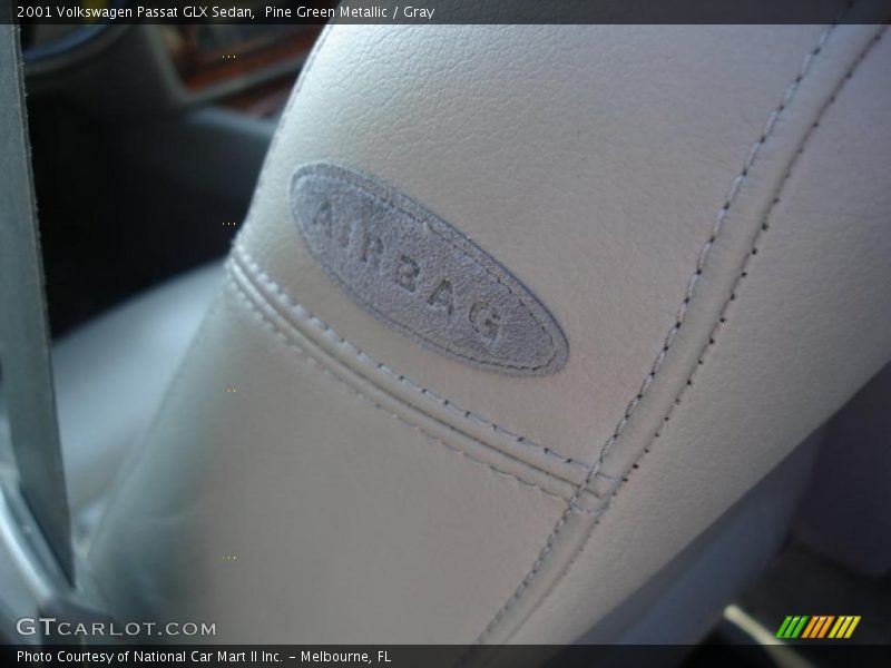 Pine Green Metallic / Gray 2001 Volkswagen Passat GLX Sedan