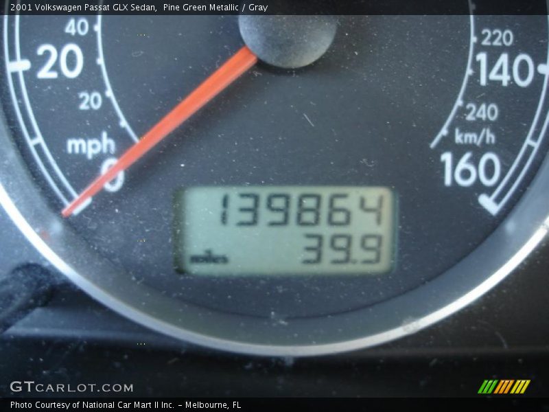 Pine Green Metallic / Gray 2001 Volkswagen Passat GLX Sedan
