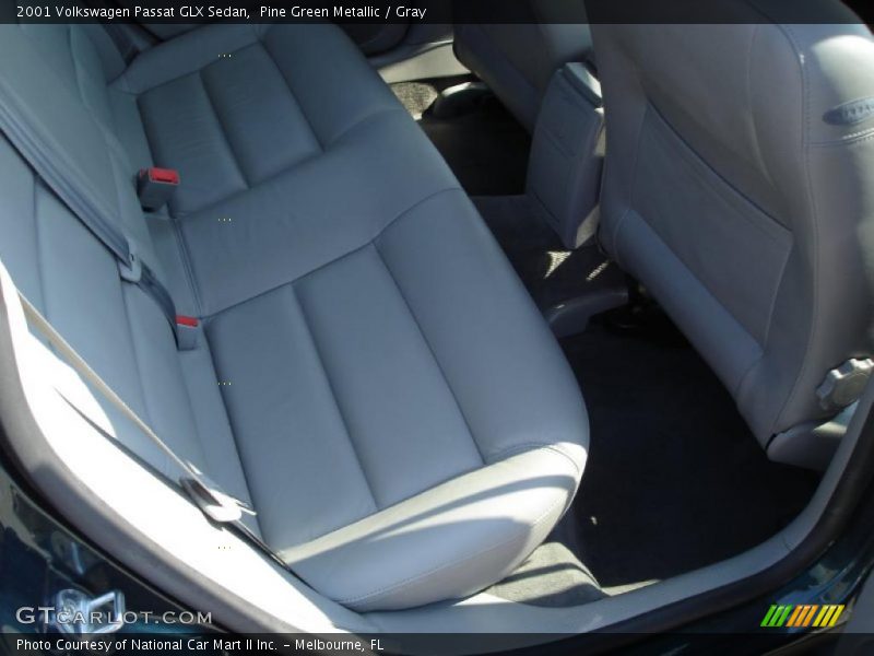 Pine Green Metallic / Gray 2001 Volkswagen Passat GLX Sedan