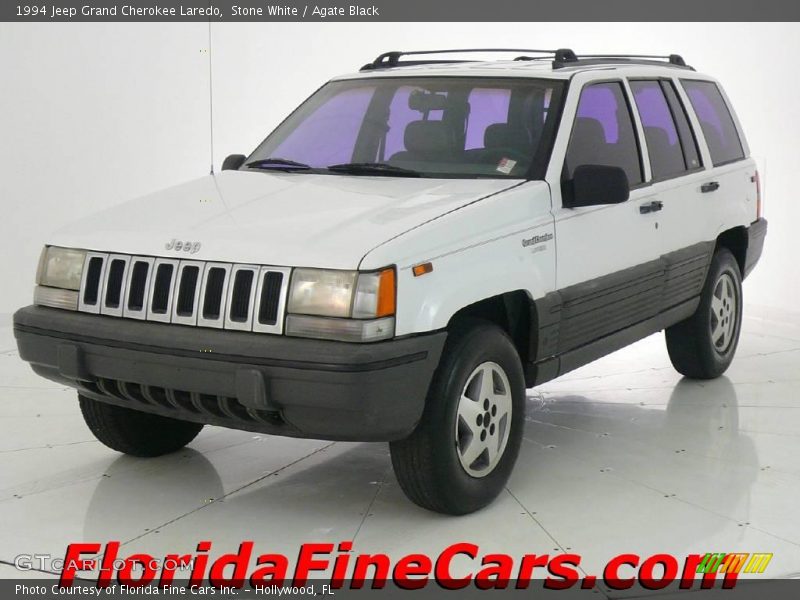 Stone White / Agate Black 1994 Jeep Grand Cherokee Laredo