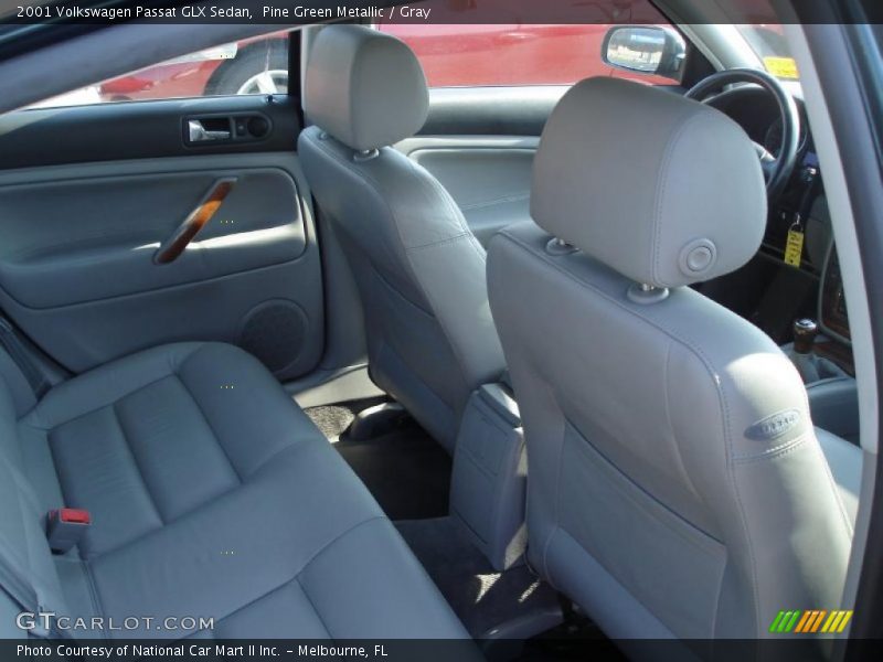 Pine Green Metallic / Gray 2001 Volkswagen Passat GLX Sedan