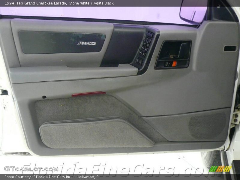 Stone White / Agate Black 1994 Jeep Grand Cherokee Laredo
