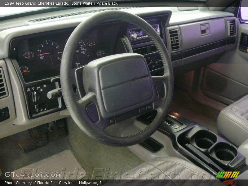 Stone White / Agate Black 1994 Jeep Grand Cherokee Laredo