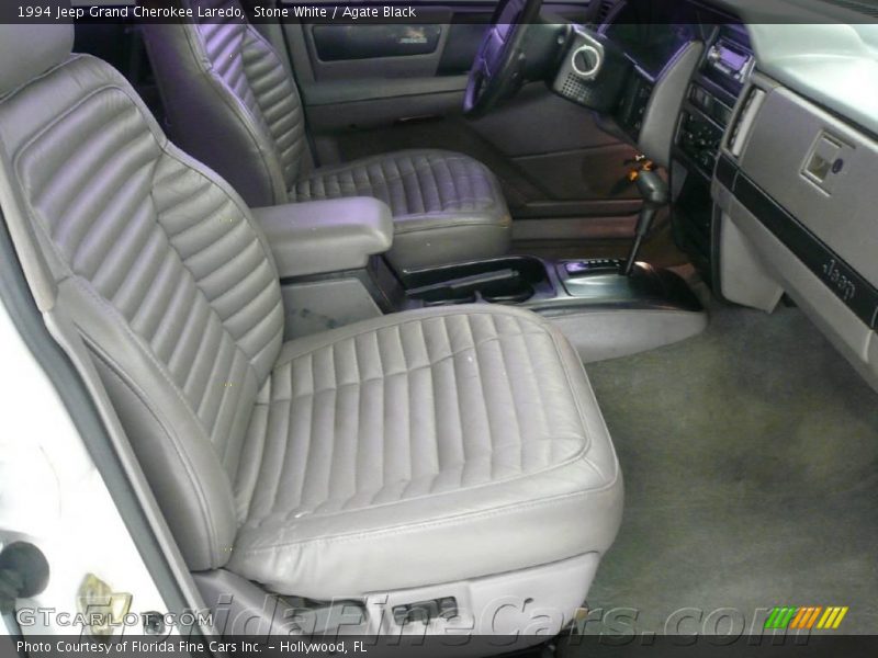 Stone White / Agate Black 1994 Jeep Grand Cherokee Laredo