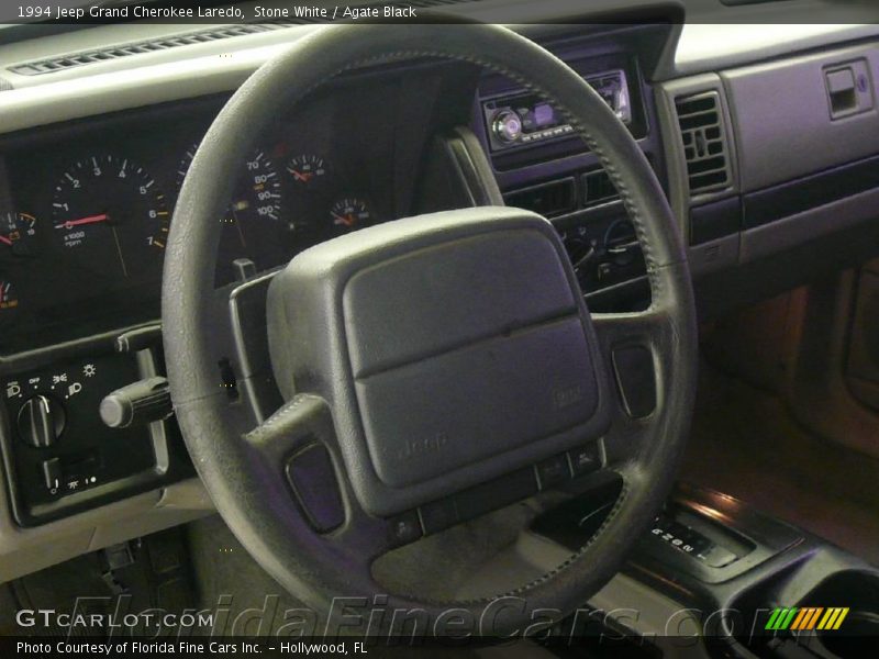 Stone White / Agate Black 1994 Jeep Grand Cherokee Laredo